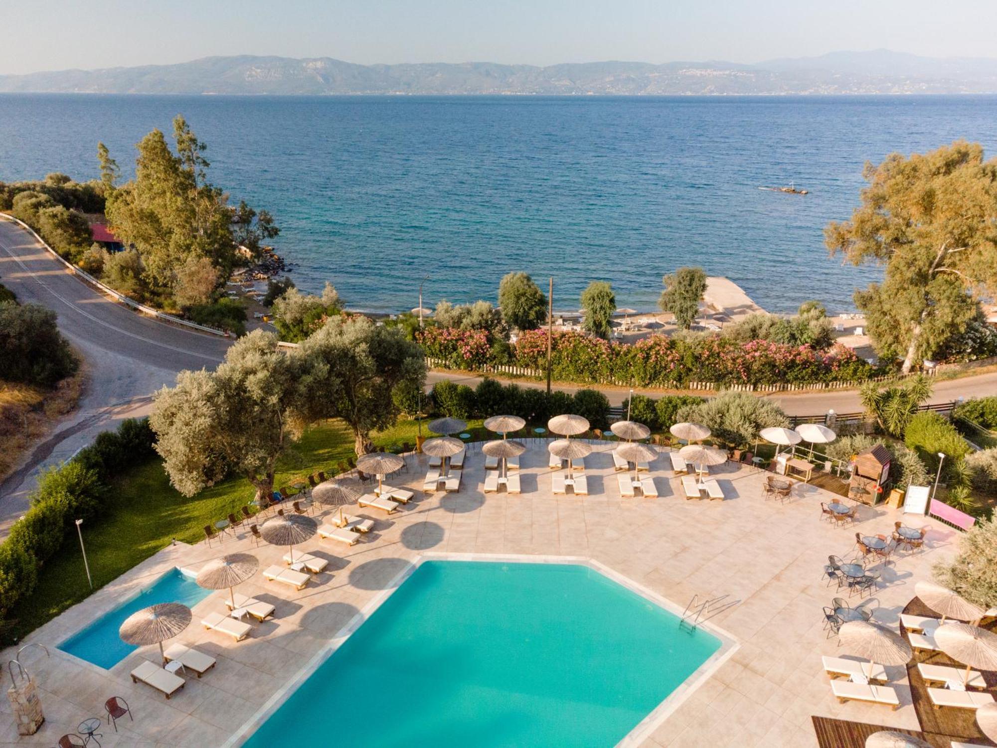 Evia Riviera Resort Амаринтос Экстерьер фото